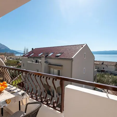 Apartment Karlo